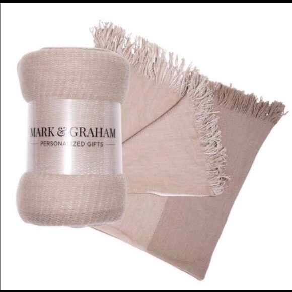 Mark & Graham Accessories - NWT - Mark & Graham Throw